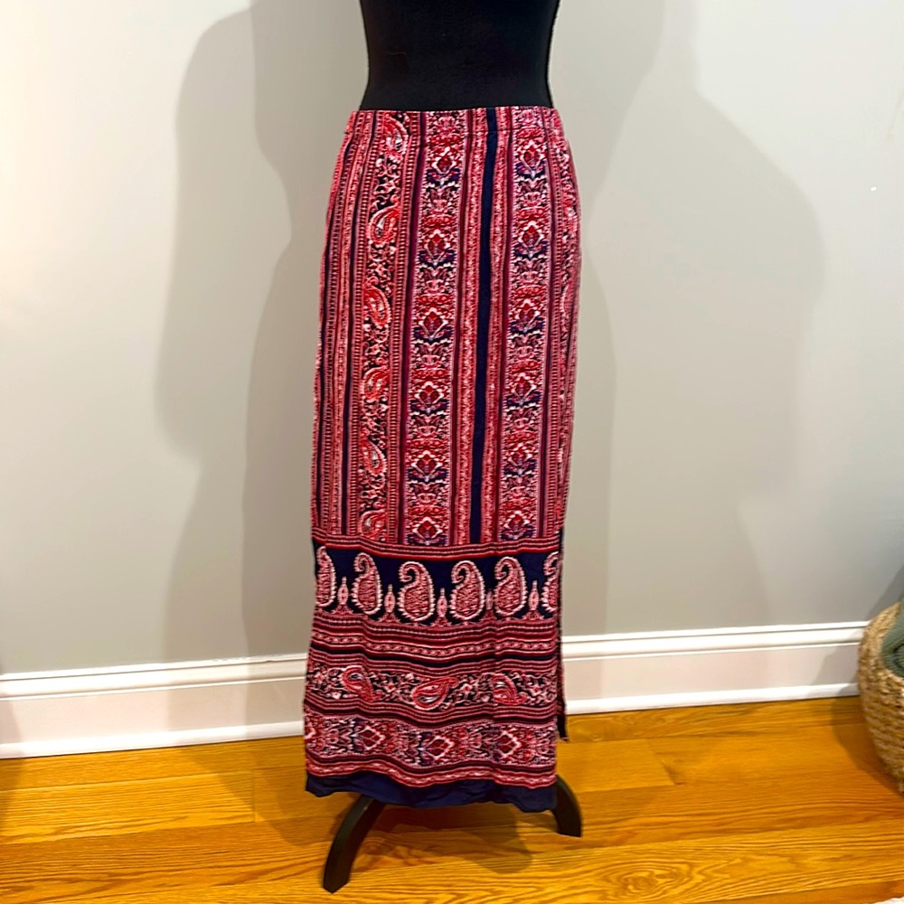 CB  established 1962 Summer Skirt – Size Medium – Navy, Red & White